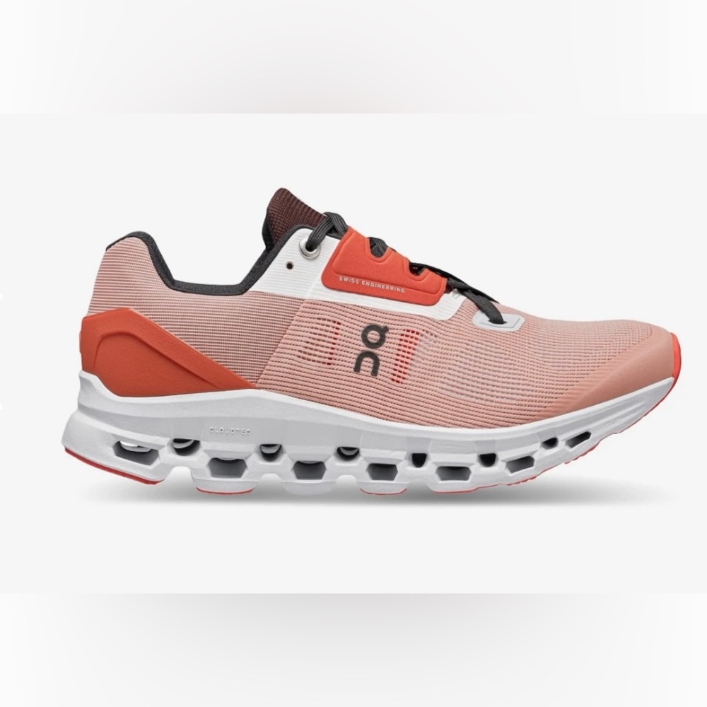 On Cloud Cloudstratus running shoes